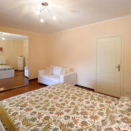 Apartment Lae Domus