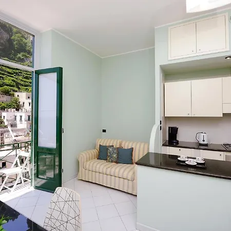 Lae Domus Apartment